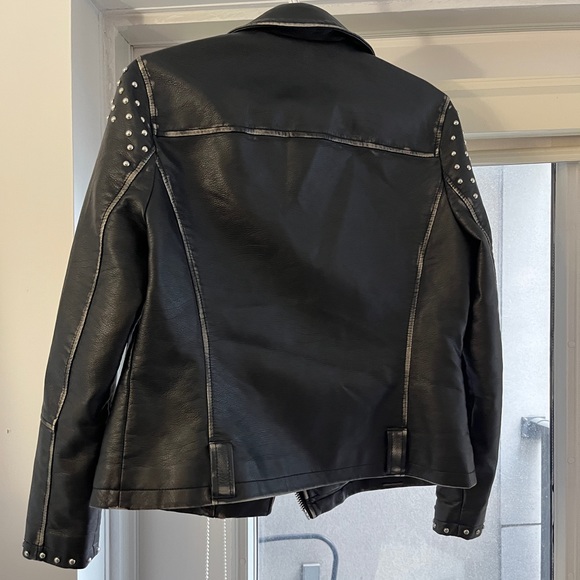 Leather jacket - Picture 3 of 3